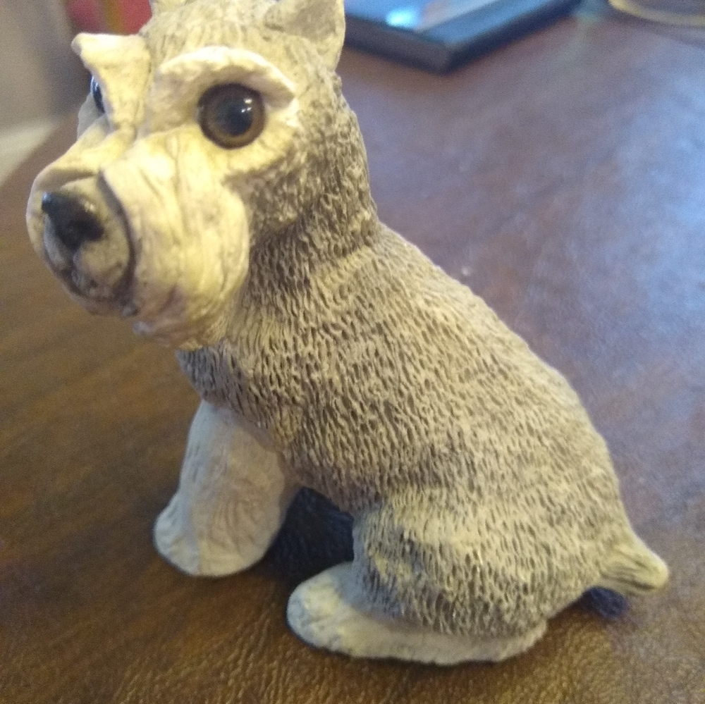 Scottie resin dog